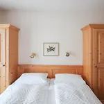 Apartments- Und Anton דירה
